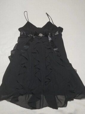 Scarlett Women Size 16 Black Ruffle Party Formal Dress Side Zip Lined Rhinestone